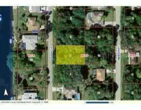 18447 Alphonse Cir, Port Charlotte, FL 33948