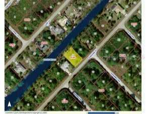 393 Cheshire St., Port Charlotte, FL 33953