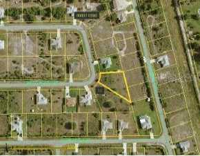 6321 Castlewood Circle, N Fort Myers, FL 33905