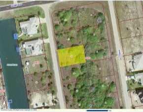 8077 Burwell Cir, Port Charlotte, FL 34224