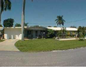 1940 Mississippi Ave., Englewood, FL 34224