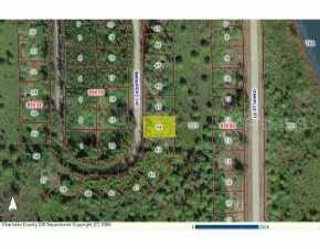 Mangrove Cir, Port Charlotte, FL 33981
