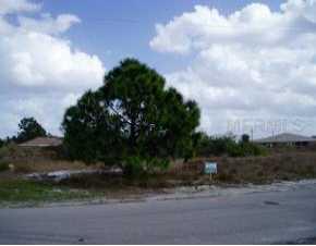 713/15 Jenna Ave S, Lehigh Acres, FL 33971