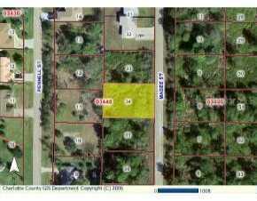 6245 Magee St, Englewood, FL 34224