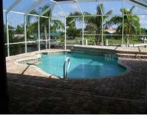 118 Easton Dr., Port Charlotte, FL 33952