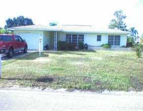 74 Annapolis Ln, Rotonda West, FL 33947