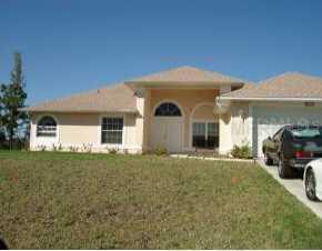 205 Antilla Dr., Rotonda West, FL 33947