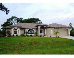 3477 Chippewa St, Port Charlotte, FL 33981