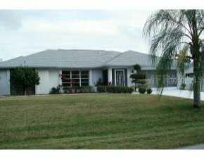 933 Chevy Chase St., Port Charlotte, FL 33948