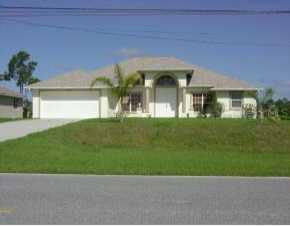 2589 Chamberlain Blvd., North Port, FL 34286
