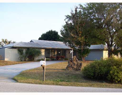 1631 Columbian Dr., Punta Gorda, FL 33950