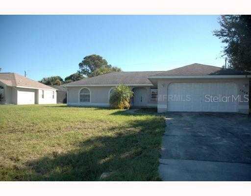 1058 N Salford Blvd., North Port, FL 34286