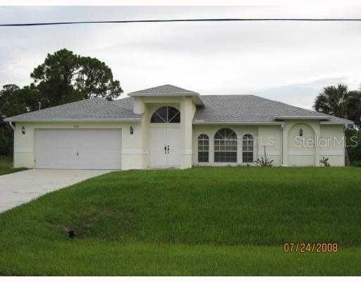 2181 Blackbird Ln., North Port, FL 34286