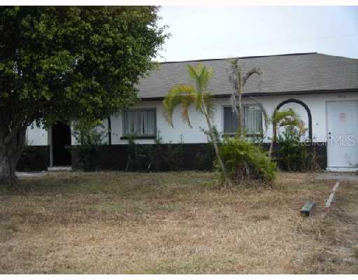 903 NE 8th St., Cape Coral, FL 33909