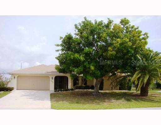 402 Greenwich Ave., Port Charlotte, FL 33952