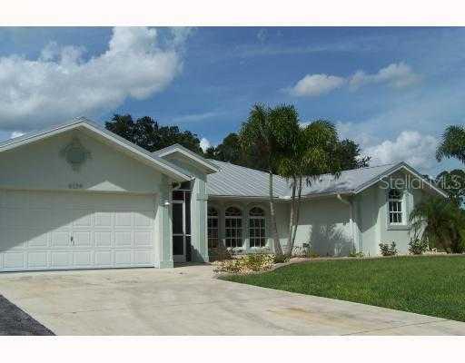 4176 Quaker Ln., North Port, FL 34288