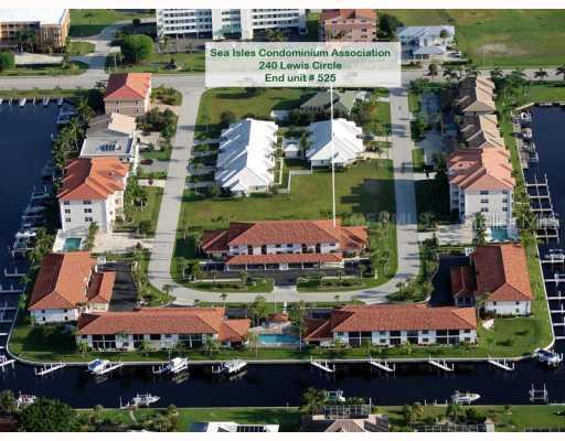 240 Lewis Circle #525, Punta Gorda, FL 33950