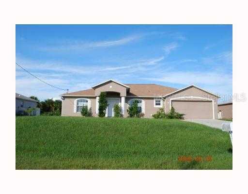 2100 Palo Alto Ave, North Port, FL 34286