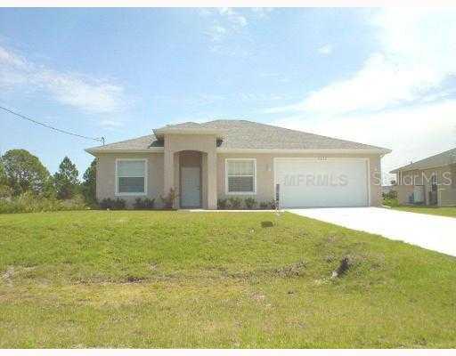 7836 Evinrude Ave., North Port, FL 34291