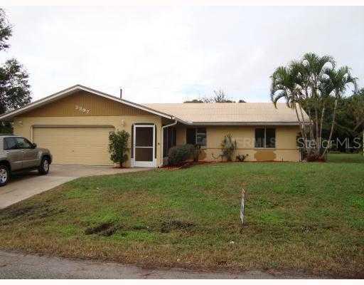 3297 Milwaukee St., Port Charlotte, FL 33980