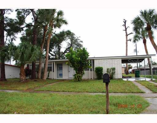 2489 Warne St., Port Charlotte, FL 33952