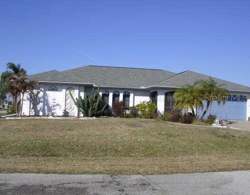 574 Woodland Ave., Port Charlotte, FL 33952