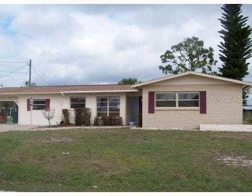 132 Adams Ct., Port Charlotte, FL 33952