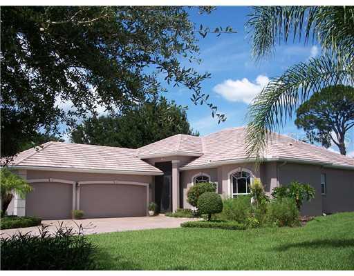 2620 Royal Palm Dr., North Port, FL 34288