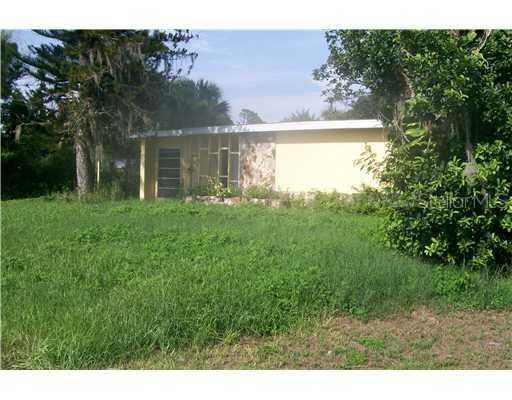 1490 Kensington St., Port Charlotte, FL 33952