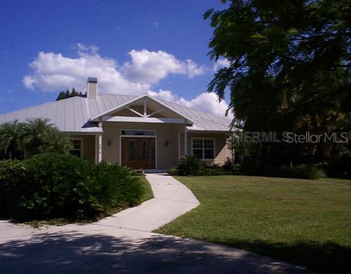 5575 Riverside Dr., Punta Gorda, FL 33982