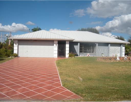 21184 Chatburn Ave., Port Charlotte, FL 33952