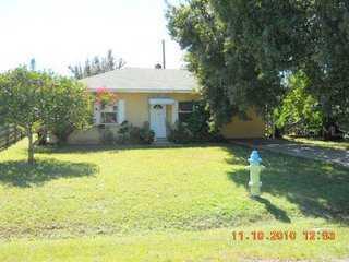 3204 Yorktown St., Sarasota, FL 34231