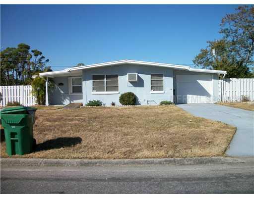 440 Palmetto Dr., Port Charlotte, FL 33952