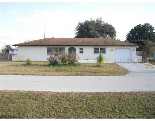 915 Fairfax Ter., Port Charlotte, FL 33948