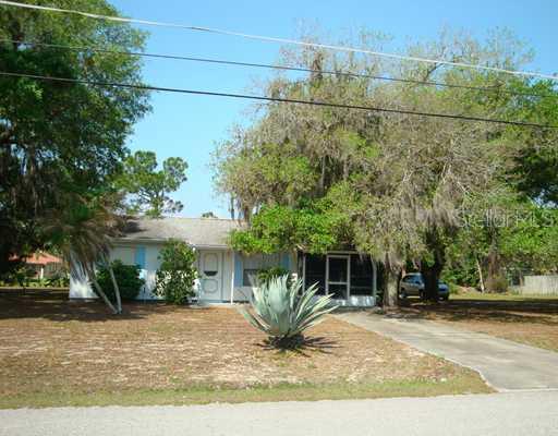 1109 Kensington St., Port Charlotte, FL 33952