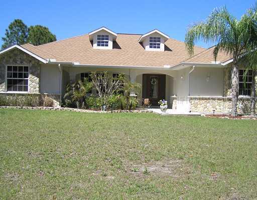 3396 Tropicaire Blvd., North Port, FL 34286