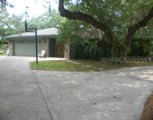 21026 Midway Blvd., Port Charlotte, FL 33952