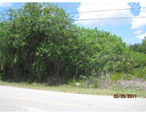 1125 Kensington St., Port Charlotte, FL 33952