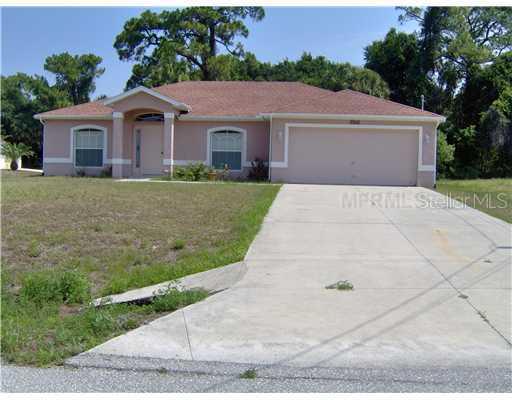 2266 Raywood Ave., North Port, FL 34286