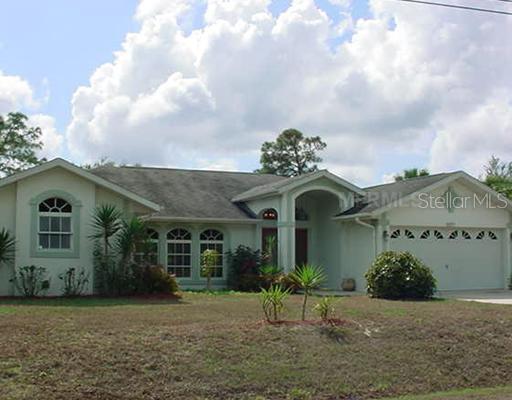 3871 Adelaide Ave., North Port, FL 34288