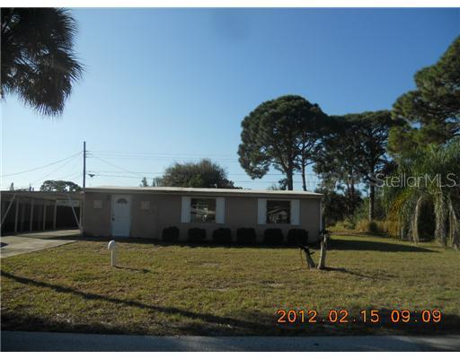 1605 Phillip Pl., Englewood, FL 34223