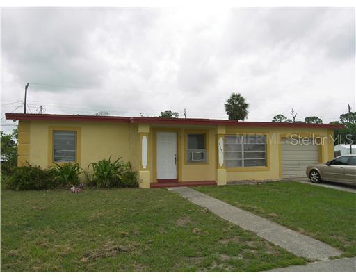 2353 Ednor St., Port Charlotte, FL 33952