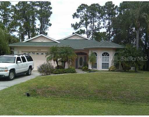 4313 Lagoon Ter., North Port, FL 34286