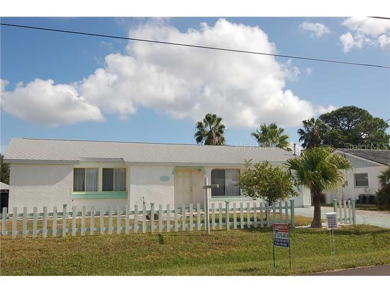 3040 Saint James St., Port Charlotte, FL 33952