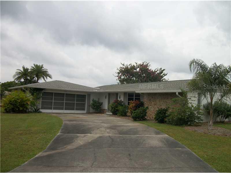 318 Skylark Ln., Port Charlotte, FL 33952