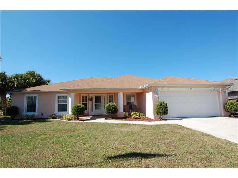 2321 Cedarwood St., Port Charlotte, FL 33948