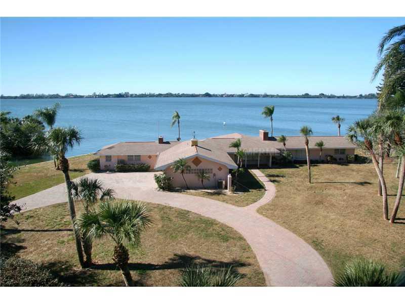 300 N North Dr., Englewood, FL 34223