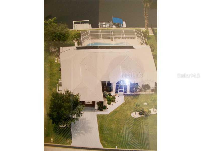 4215 Beach View Ct., Port Charlotte, FL 33948