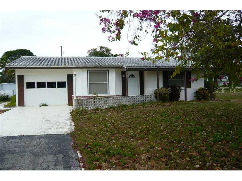 892 E 5th St., Englewood, FL 34223