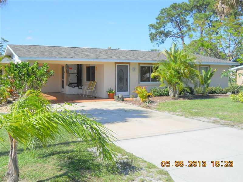 828 E 4th St., Englewood, FL 34223